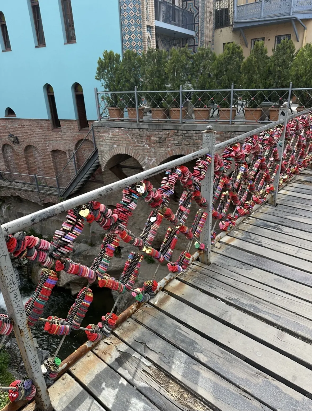 The Love Bridge and sulphur baths in Tbilisi | A complete guide